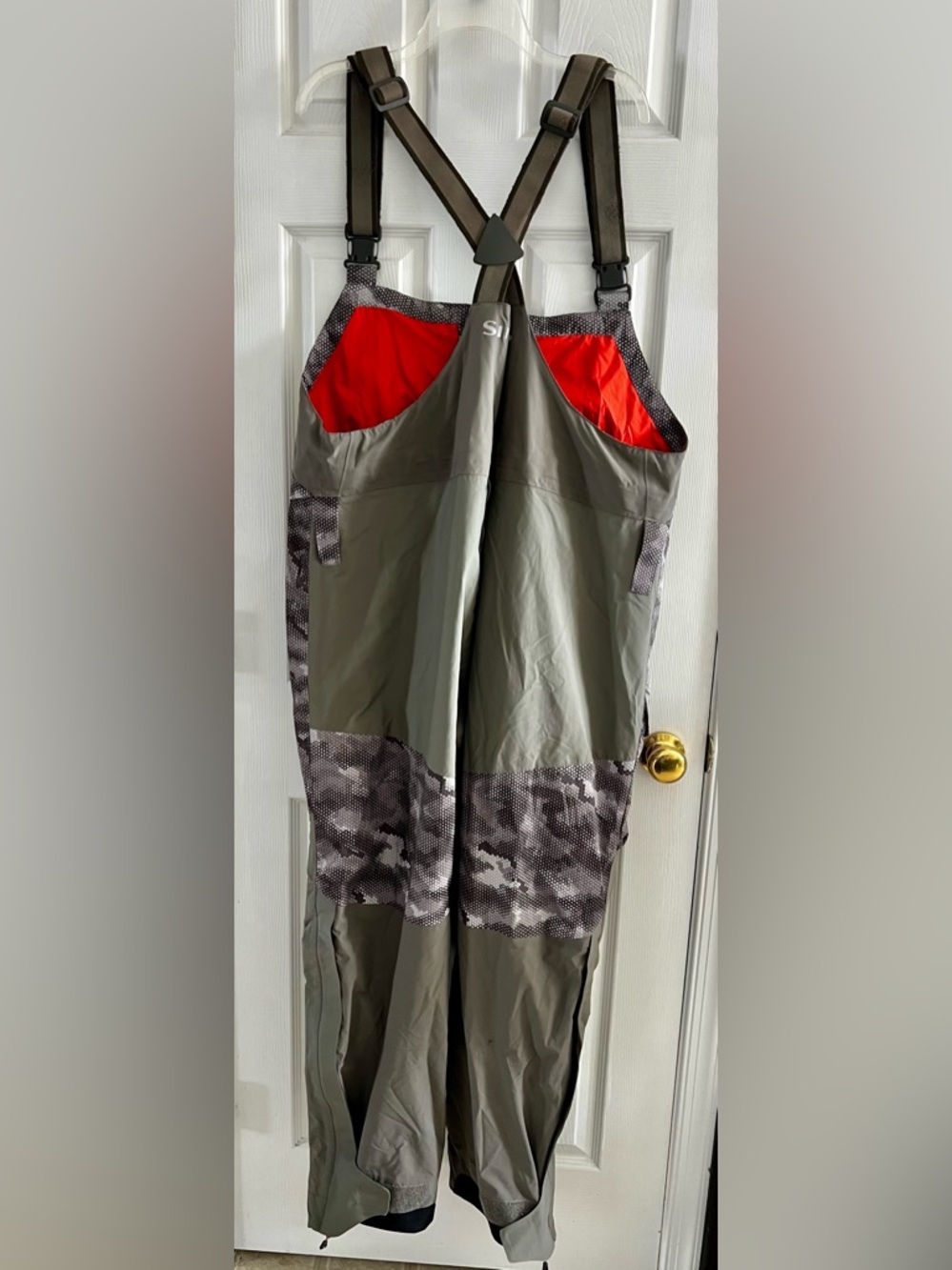 Simms Challenger Bib Overalls Hex Camo Storm XL - Picture 2 of 10